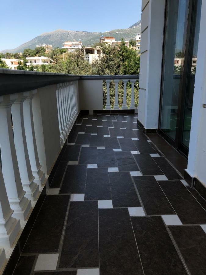 Aparthotel Aris Dhermi