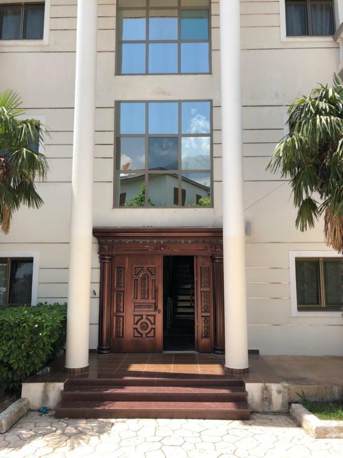 Aparthotel Aris